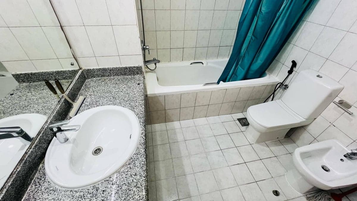 Closed Partition Room near Metro (Single only), photo 4
