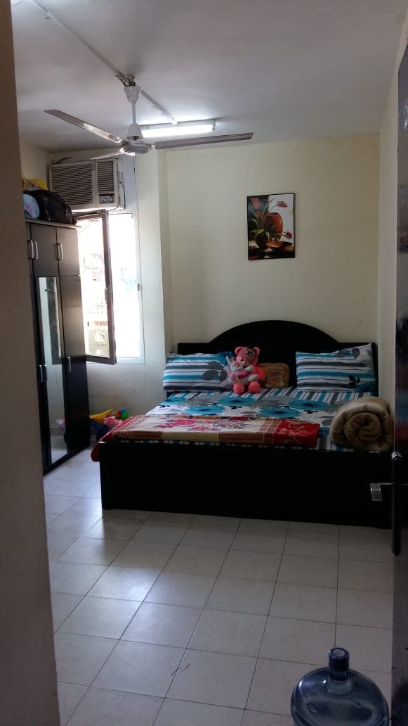 Fully Furnished Bedroom near Metro (Indian Family only), photo 1