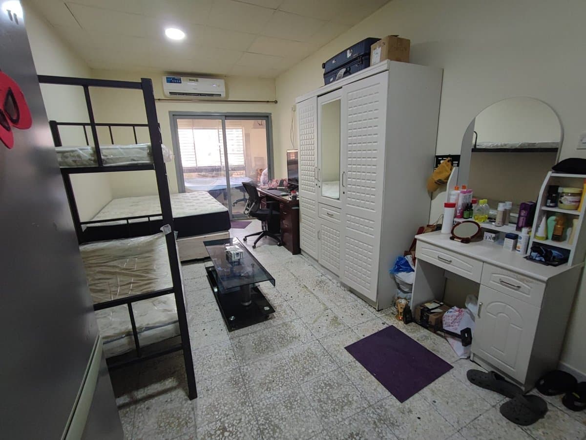 Bed Space in a Shared Studio near Metro (Male only), photo 2