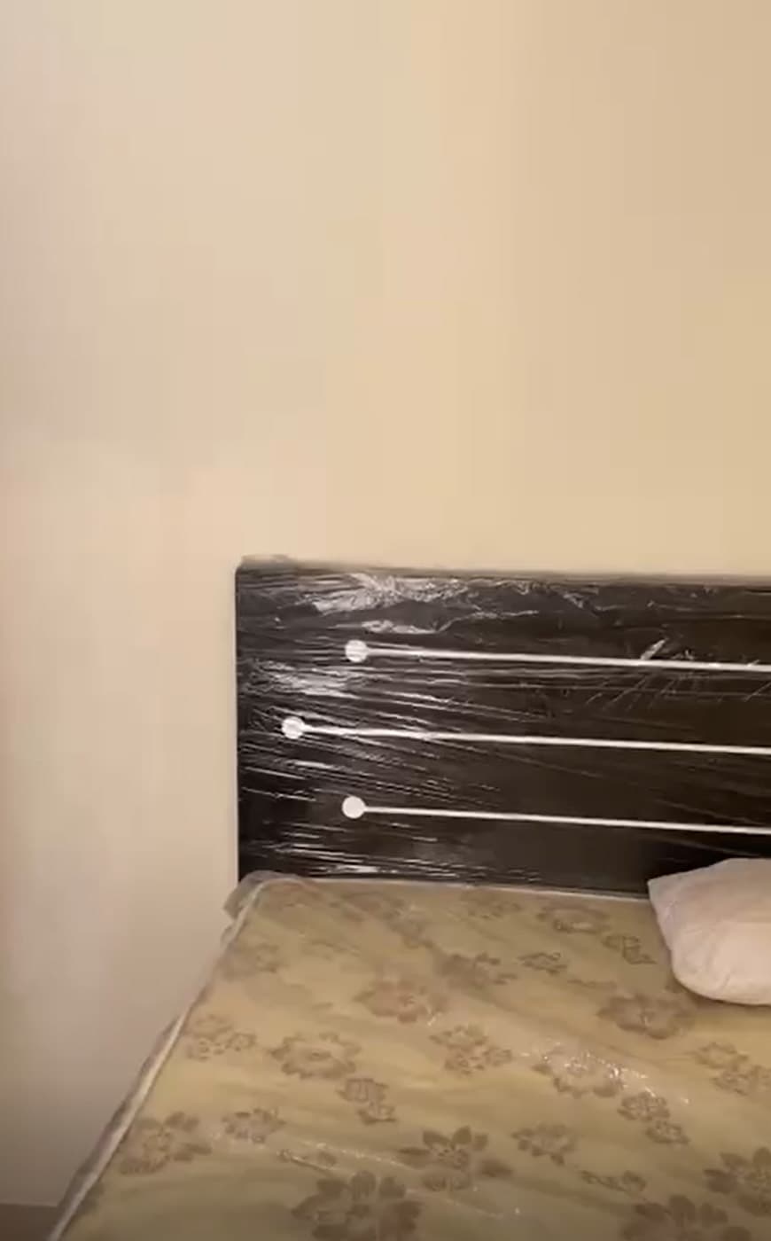 Closed Partition with Private Balcony (Indian Single or Couple only), photo 2
